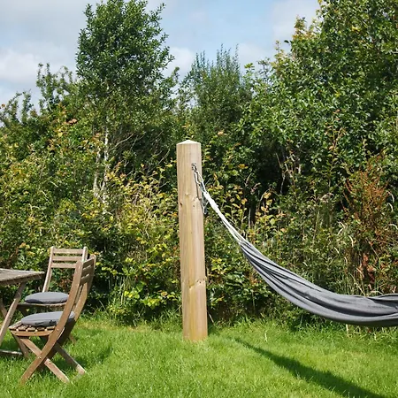 Luxury Glamping With Outdoor Bath On Cornish Flower Farm Truro